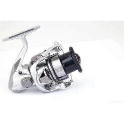 Shimano Stradic 2500 HG FL -Shimano Shimano20Stradic20250020FL3 550x550 2